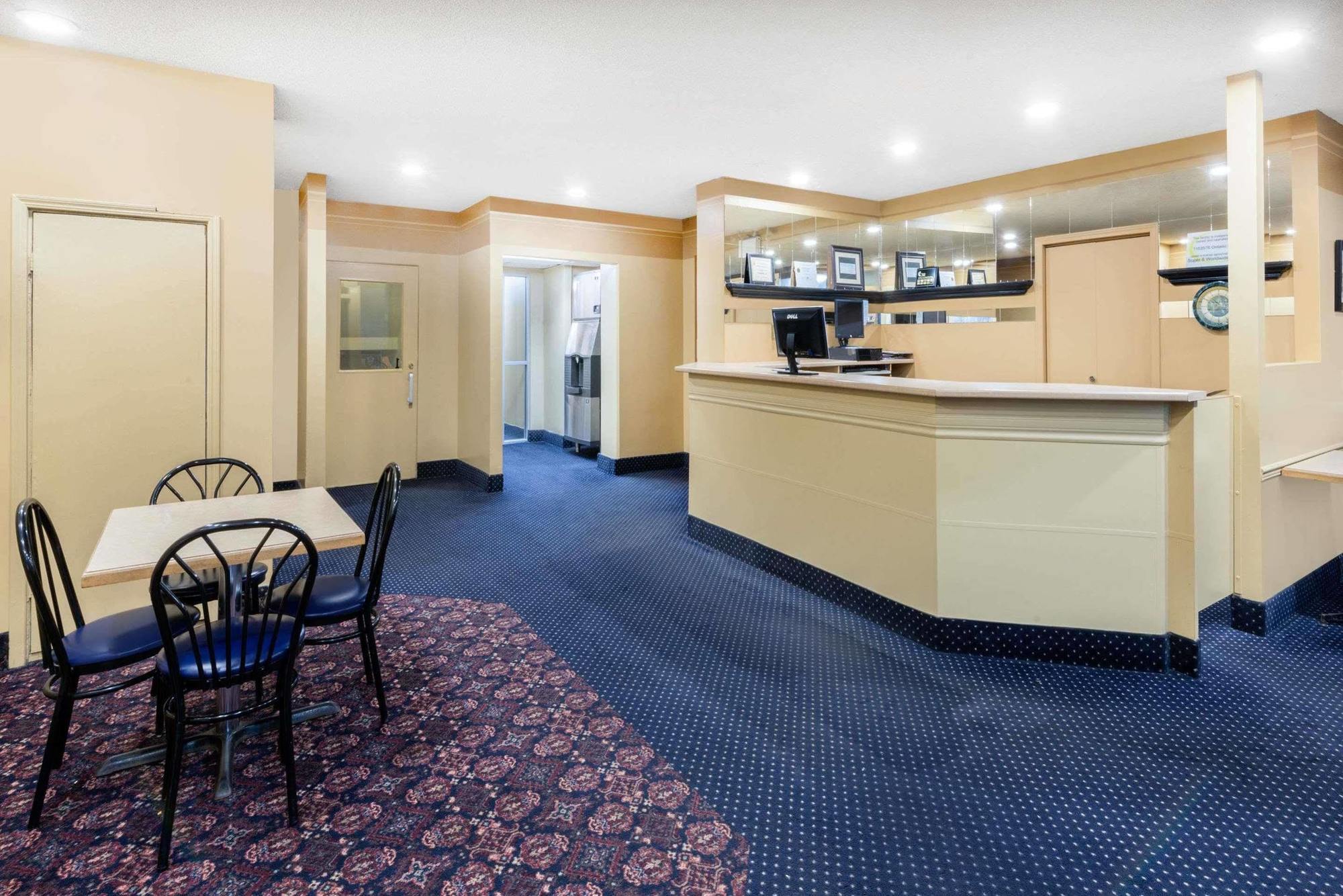 Motel Super 8 By Wyndham Thunder Bay Zewnętrze zdjęcie